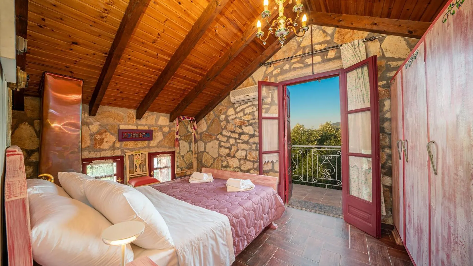 Natalias Mansion Villa Evreti Greece
